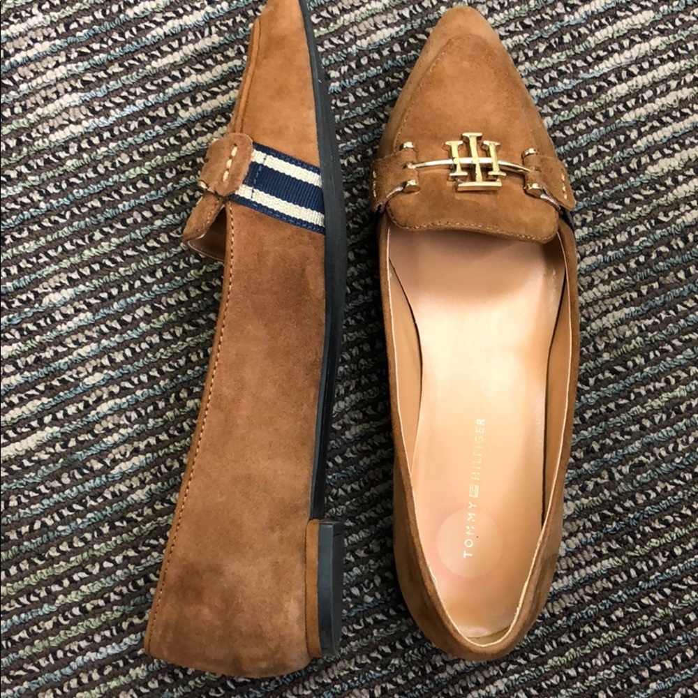 Shoes - Picture 3 of 4